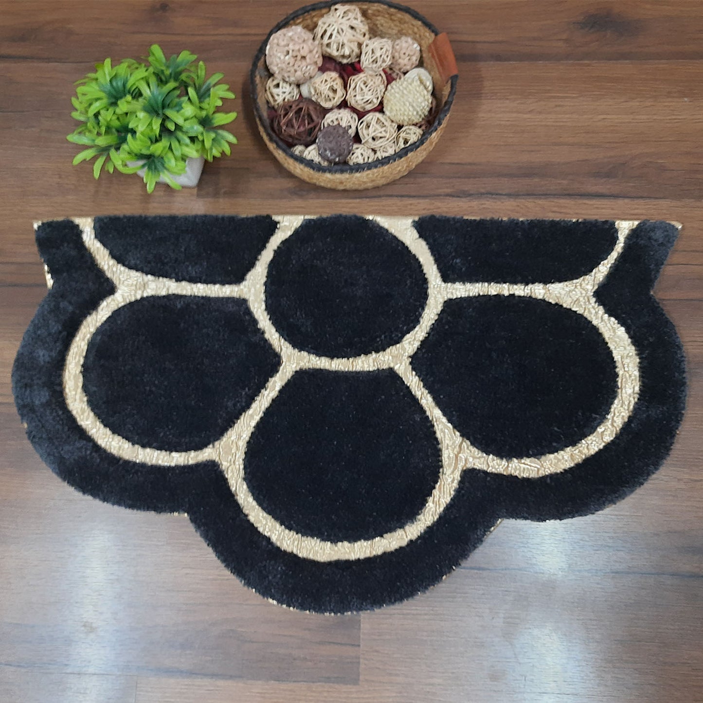 Avioni Divine Collection | Luxury Golden/Silver Touch Tufted Rug In Beautiful Flower Soft And Plush Handmade Door Mats | Pooja Mats | BathMats | Different Sizes