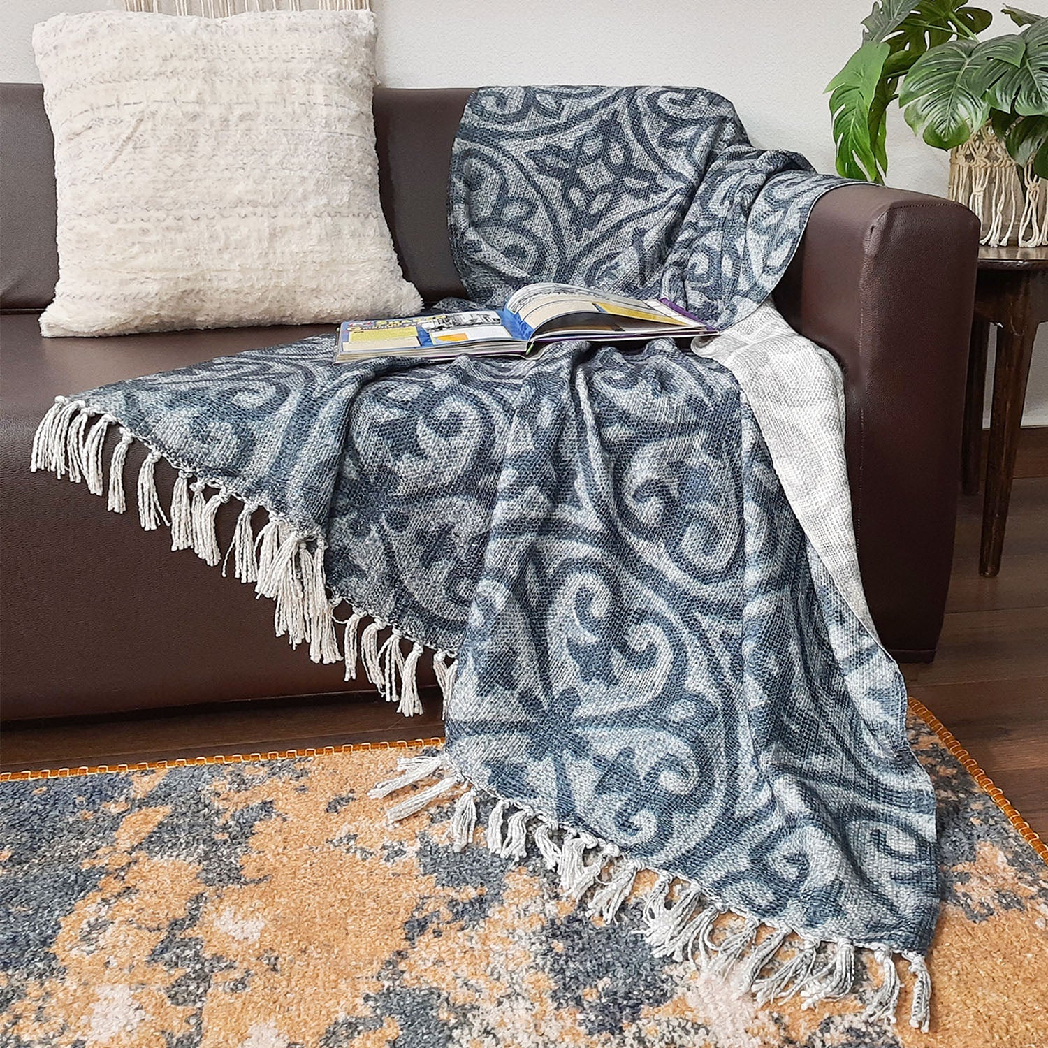 Avioni Beautiful Soft Sofa Throw Grey White Double Side Design V