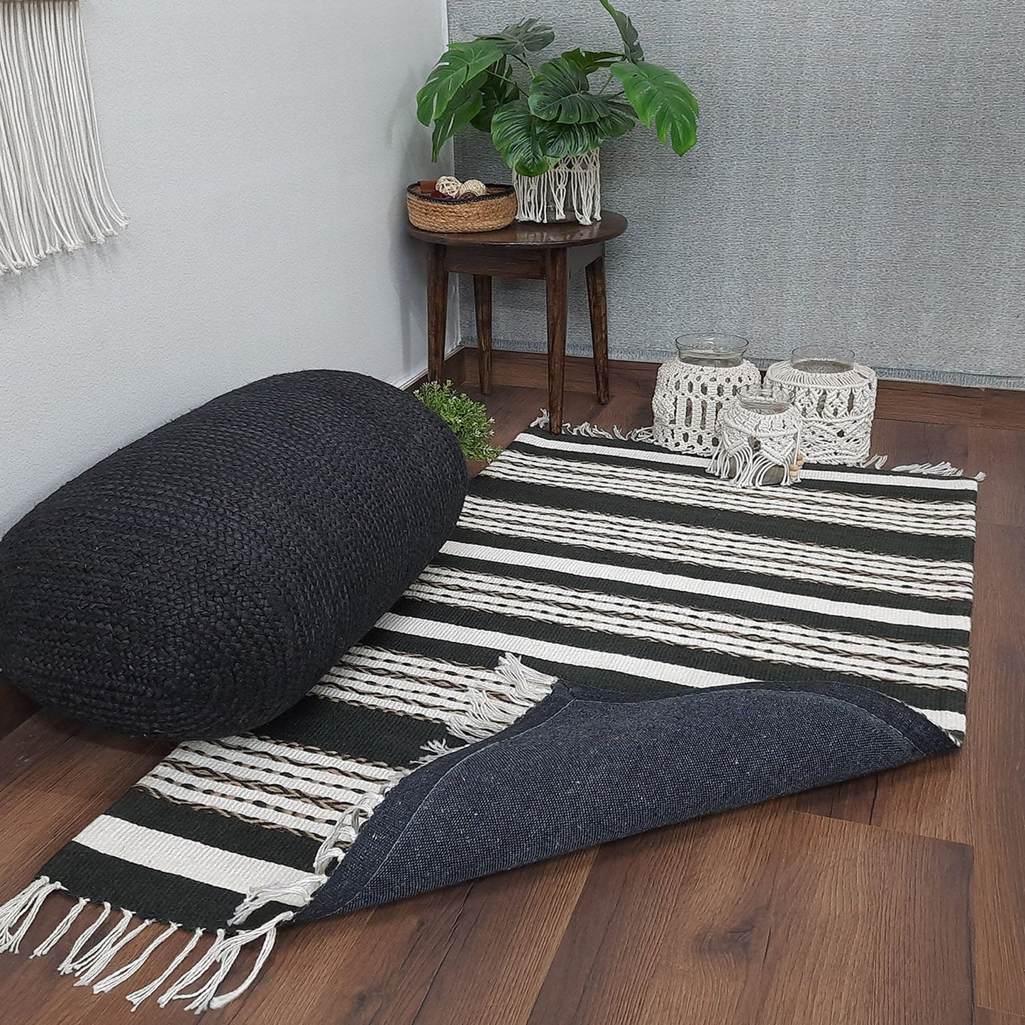 Avioni Home Birchwood Collection : Modern Jute/PET Yarn Handmade Area Carpet| Design: CARJUTPET003-WIBAC