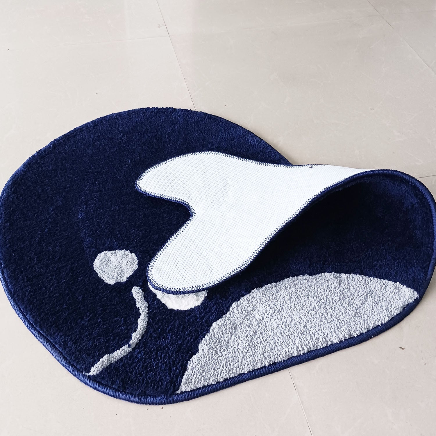 Anti-Slip Soft Whale Carpet for Baby & Kids Room - Washable and Anti Slip Backing-60 cm x 90 cm