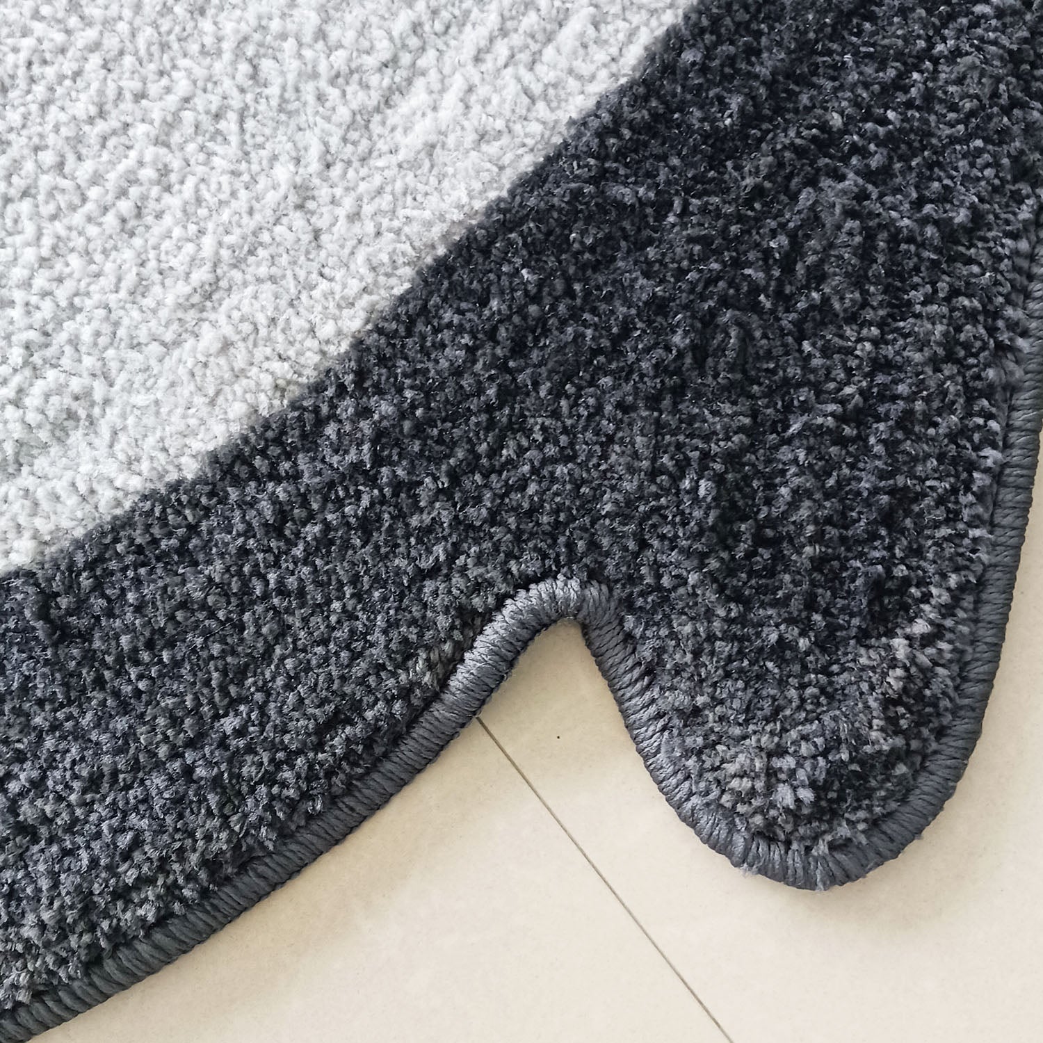 Penguin Cartoon Kids Rug – Buy Washable, Anti-Slip Carpet for Playroom- 60 cm x 90 cm