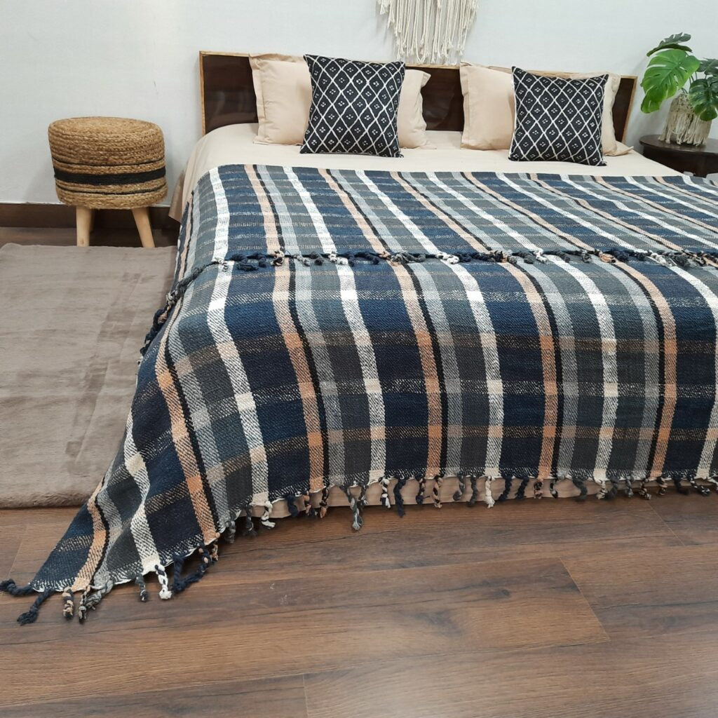 Ethnic Checkered Blankets |Organic Bio Washed|King Sized Double Bed In Giftable Zip Packing By Avioni-228 cms x 228 cms-90x90 inches