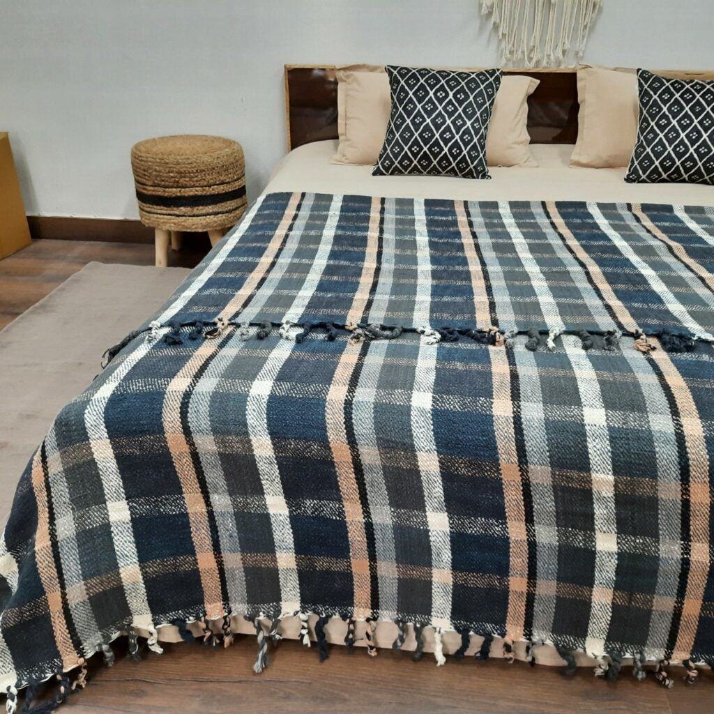 Ethnic Checkered Blankets |Organic Bio Washed|King Sized Double Bed In Giftable Zip Packing By Avioni-228 cms x 228 cms-90x90 inches