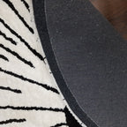 Avioni Home Atlas Collection - Moroccan Style Microfiber Round Carpet In White & Black| Soft, Non-Slip, Easy to Clean