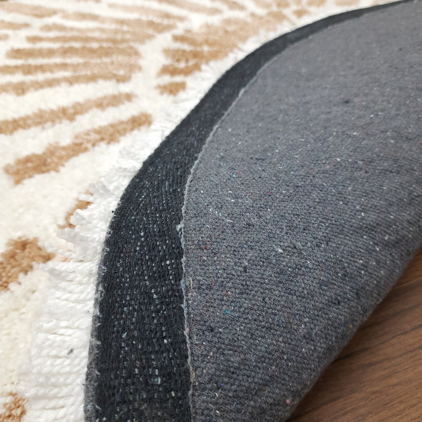 Avioni Home Atlas Collection - Moroccan Style Microfiber Round Carpet In Beige & White| Soft, Non-Slip, Easy to Clean