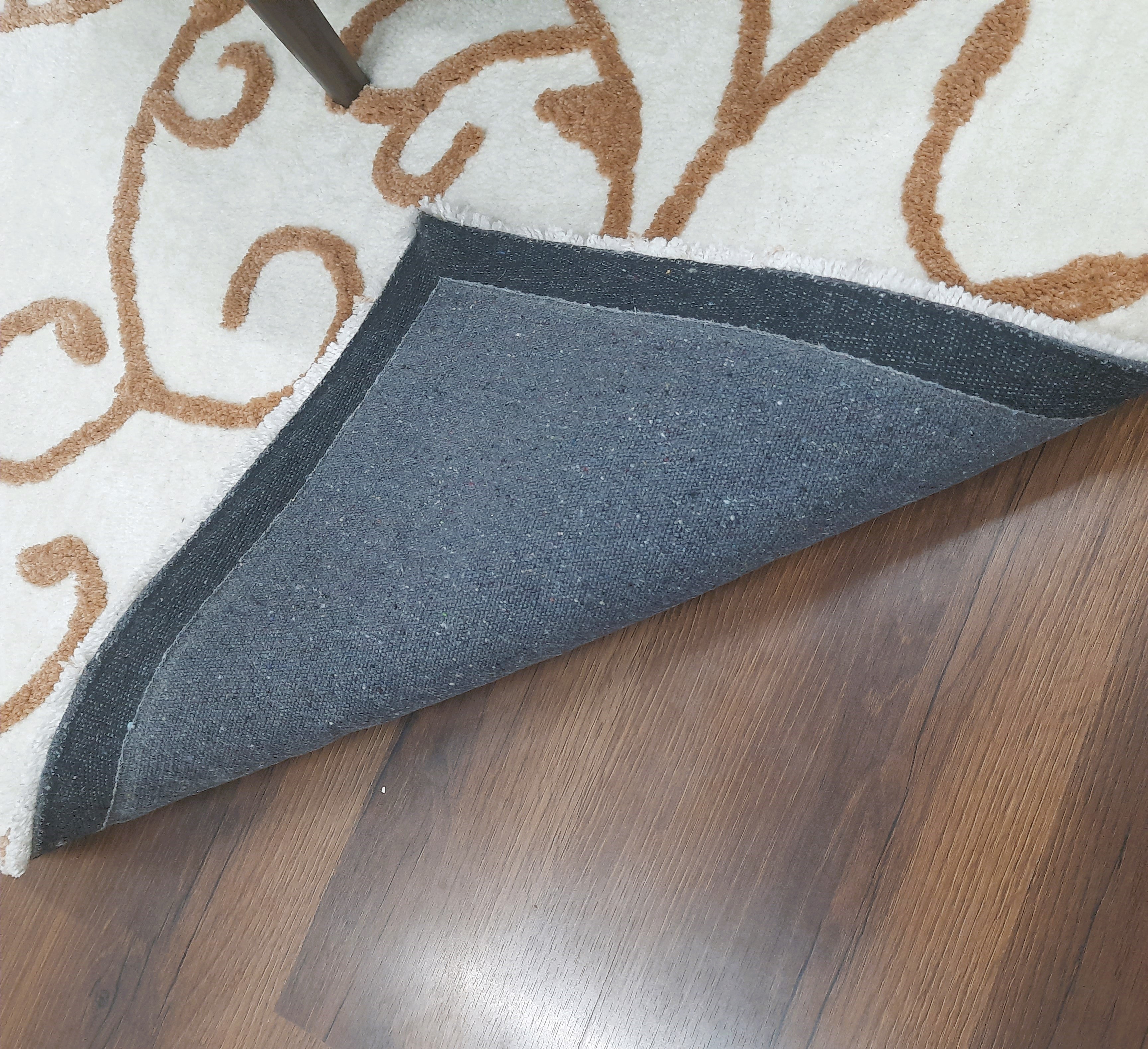 Avioni Home Atlas Collection - Microfiber Floral Carpet In Beige & Ivory| Soft, Easy to Clean