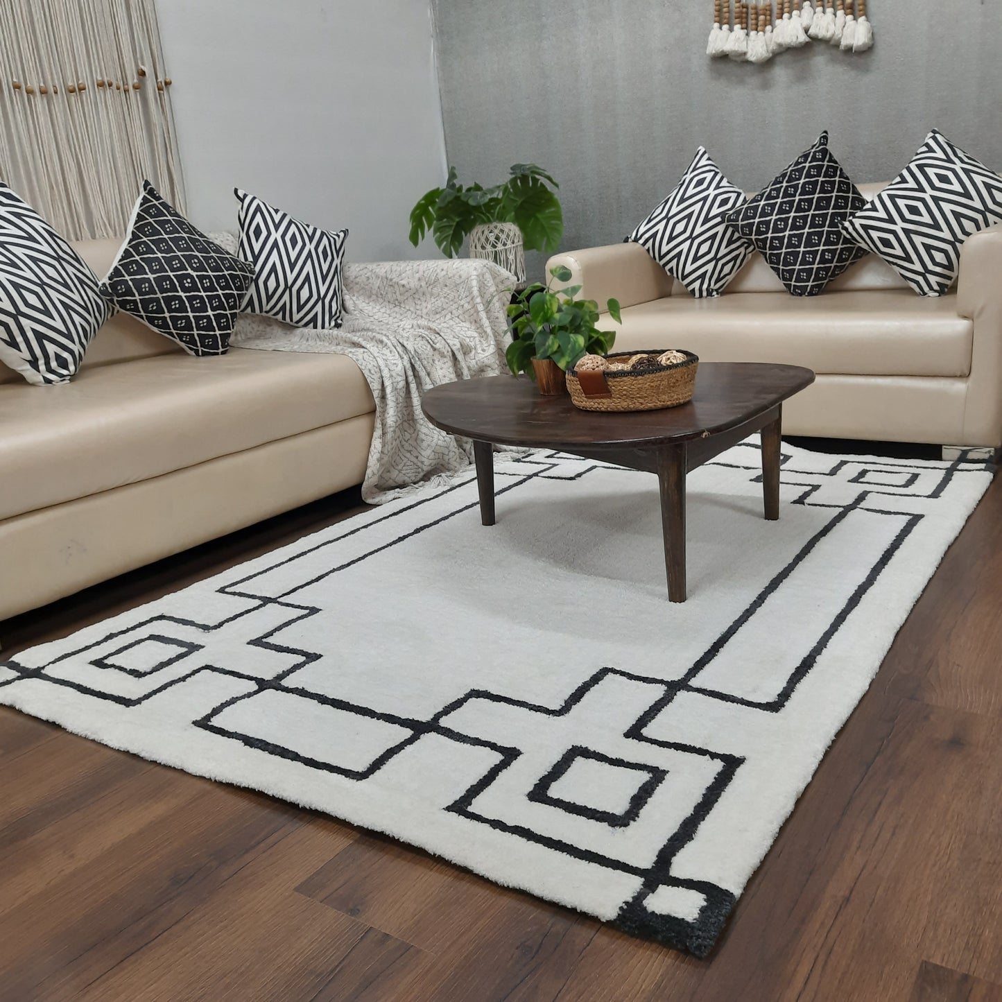 Avioni Home Atlas Collection -Shag Carpet In Black & White Color | Soft, Non-Slip, Easy to Clean
