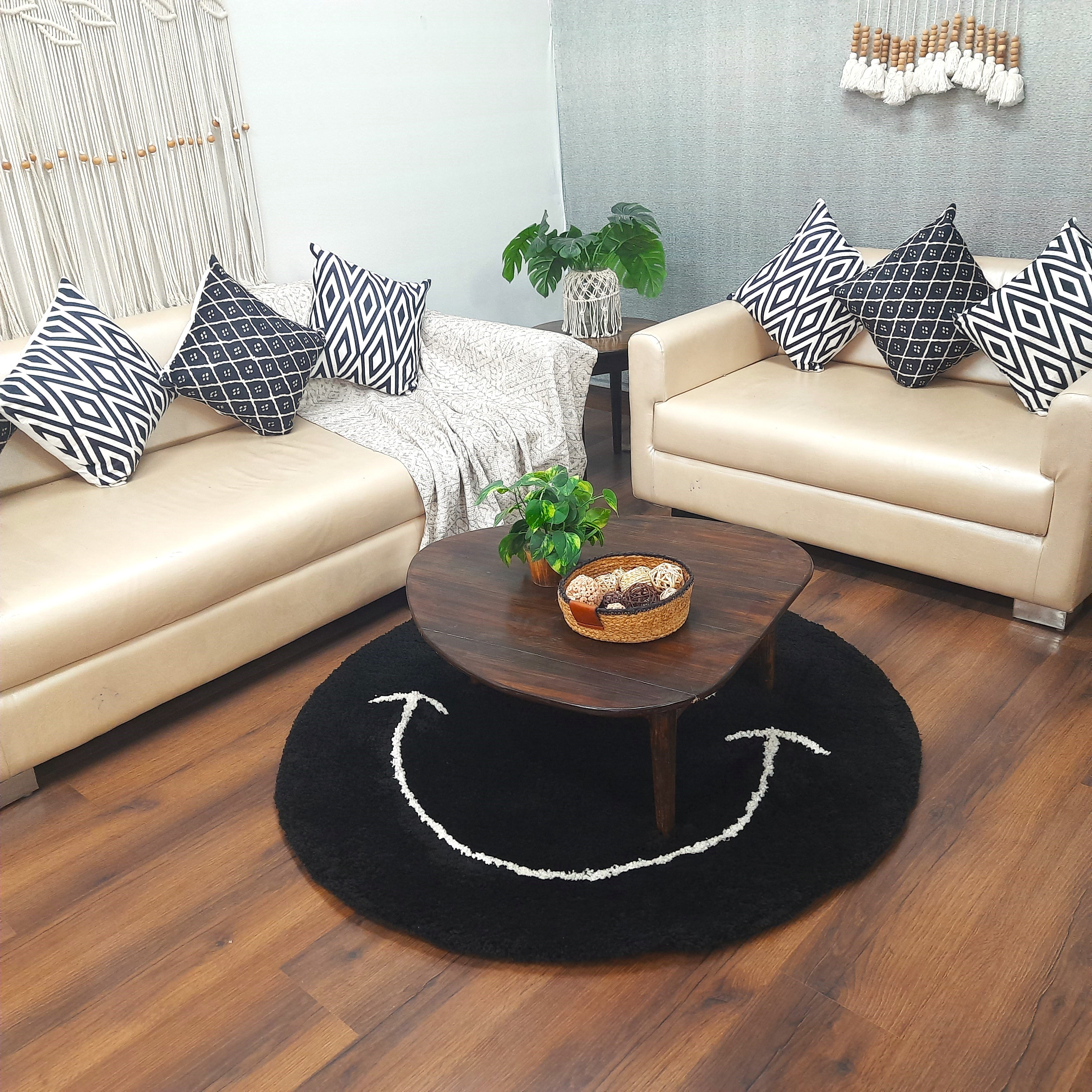 Avioni Home Atlas Collection - Smiley Design Round Carpet In Black| Soft, Non-Slip, Easy to Clean