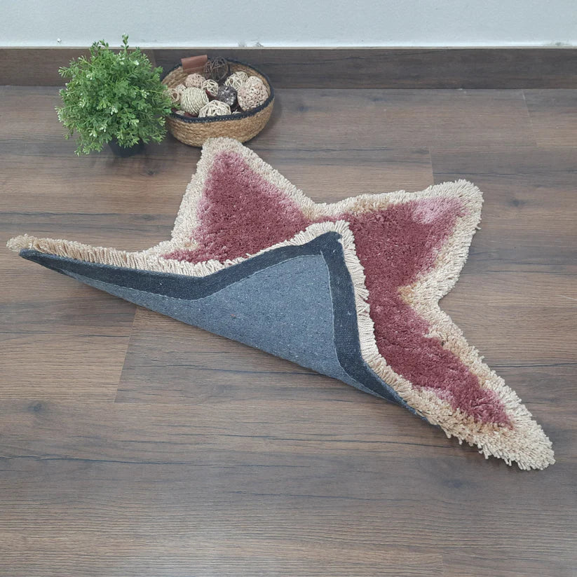 Shaggy Kids Carpet | Washable | Hand Woven Star Shape Super Luxurious Feel | Export Quality- Light Pink And Beige-75X75 Cms (2.5×2.5 Feet)
