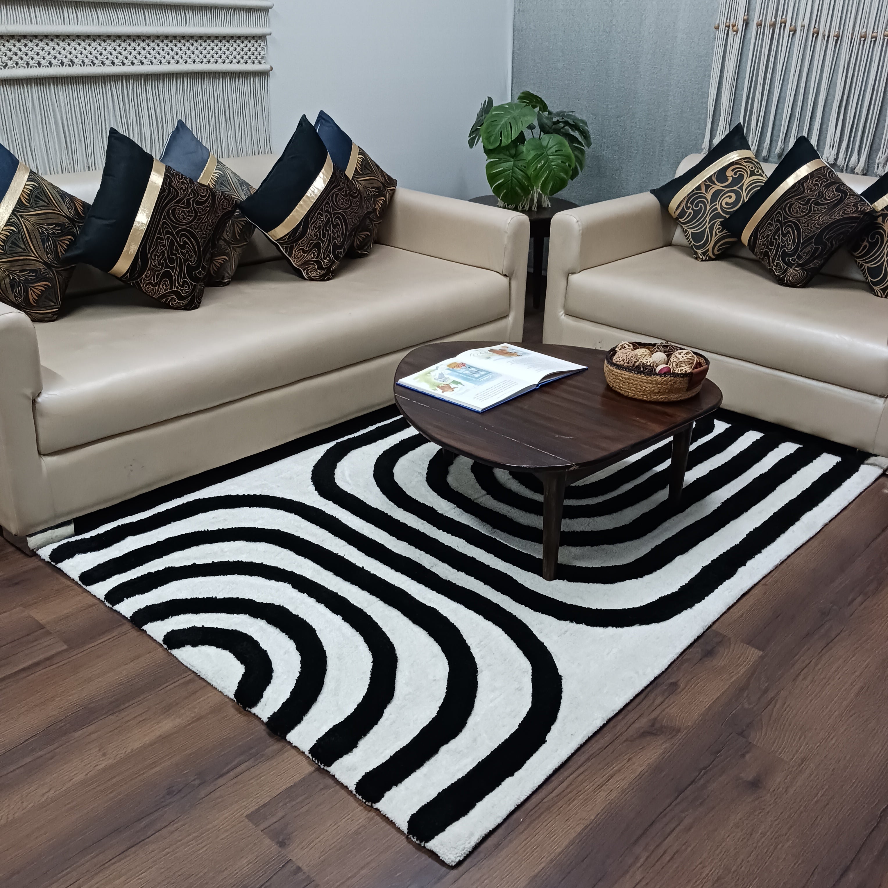 Avioni Home Microfiber 3D Monochrome Carpet In Black & Ivory| Soft, Easy to Clean