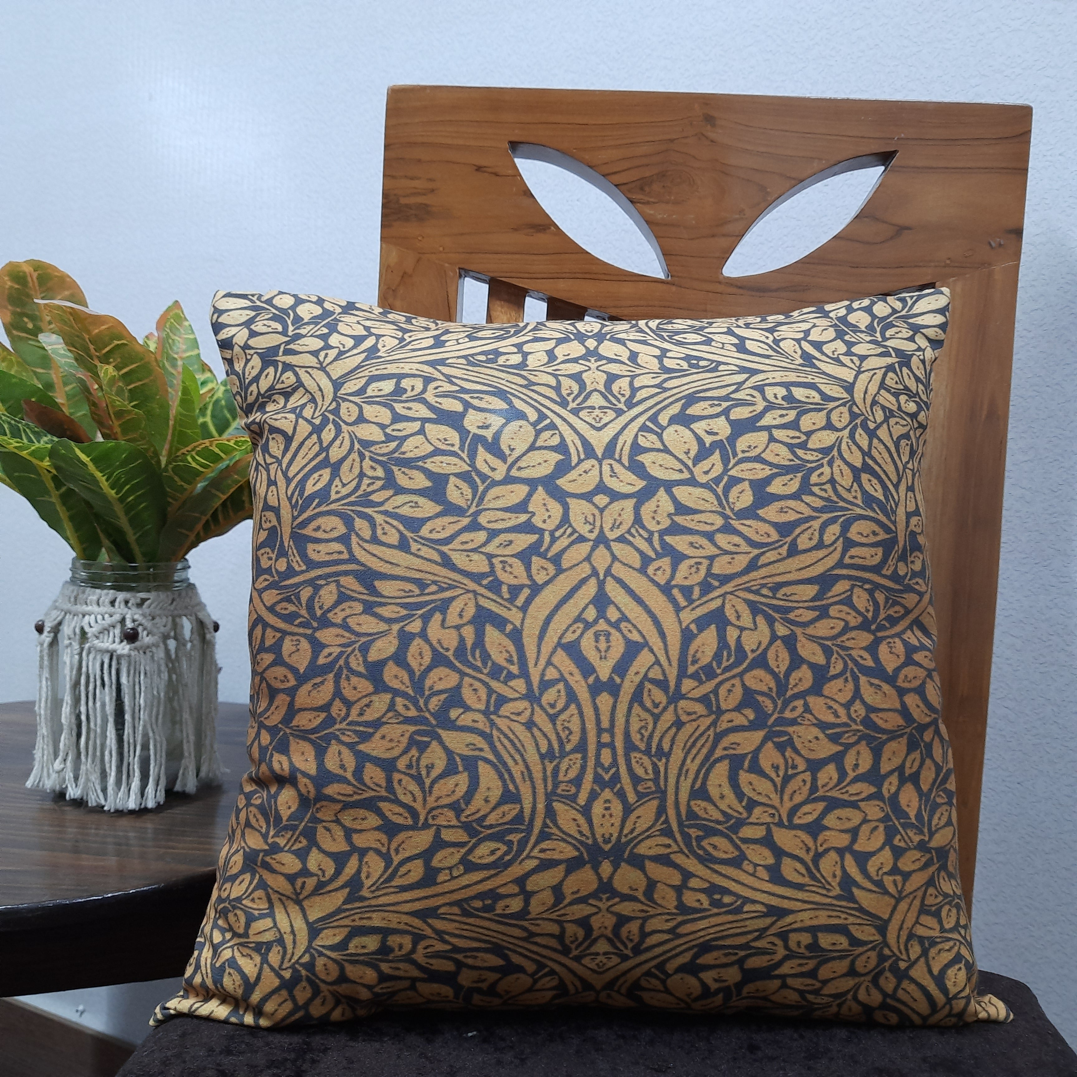 Riviera Collection-Cushion Covers In Glace Cotton For Regular Use –Brown and Blue– 40cm x 40cm (~16″ x 16″) – Set of 5