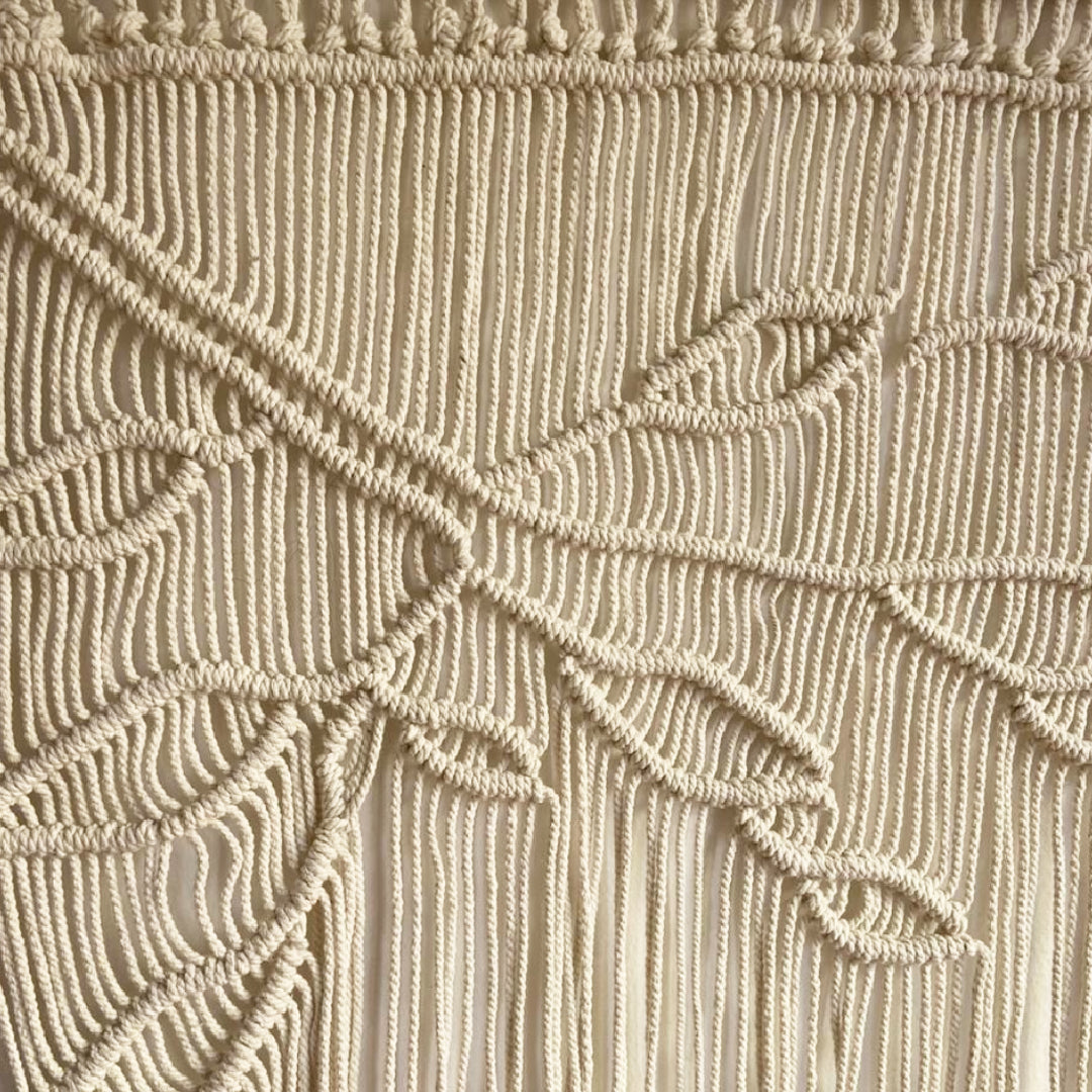 Avioni Home Boho Collection – Hand-Knotted Wall Hanging – 90cm x 100cm