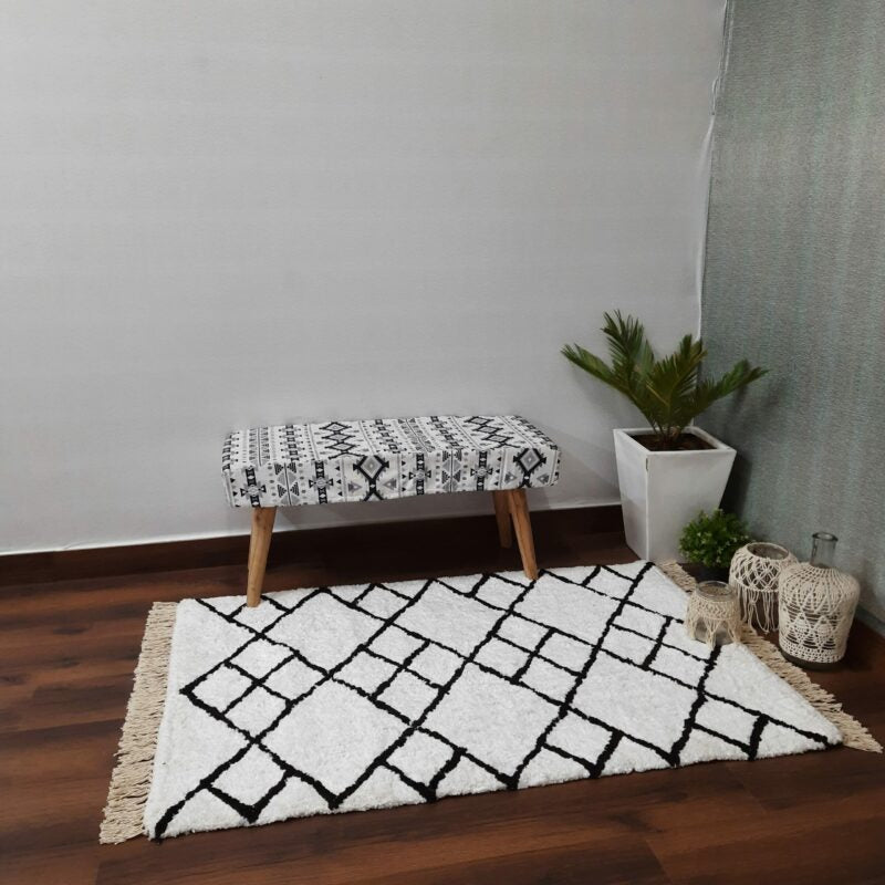 Avioni Atlas Collection- Micro Moroccan Lattice Carpets In White and Black Double Shade