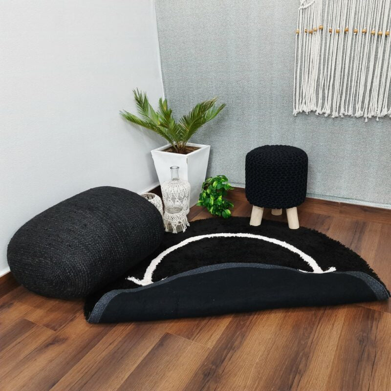 Avioni Modern Multicolor Round Smily Shag Carpet for Living/ Drawing Room -120 cms