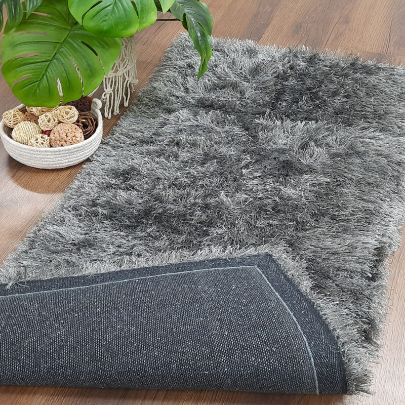 Avioni Handloom Slate Grey Fur Premium Bedside Carpet – 55cm x 137cm (~22″ x 55″)