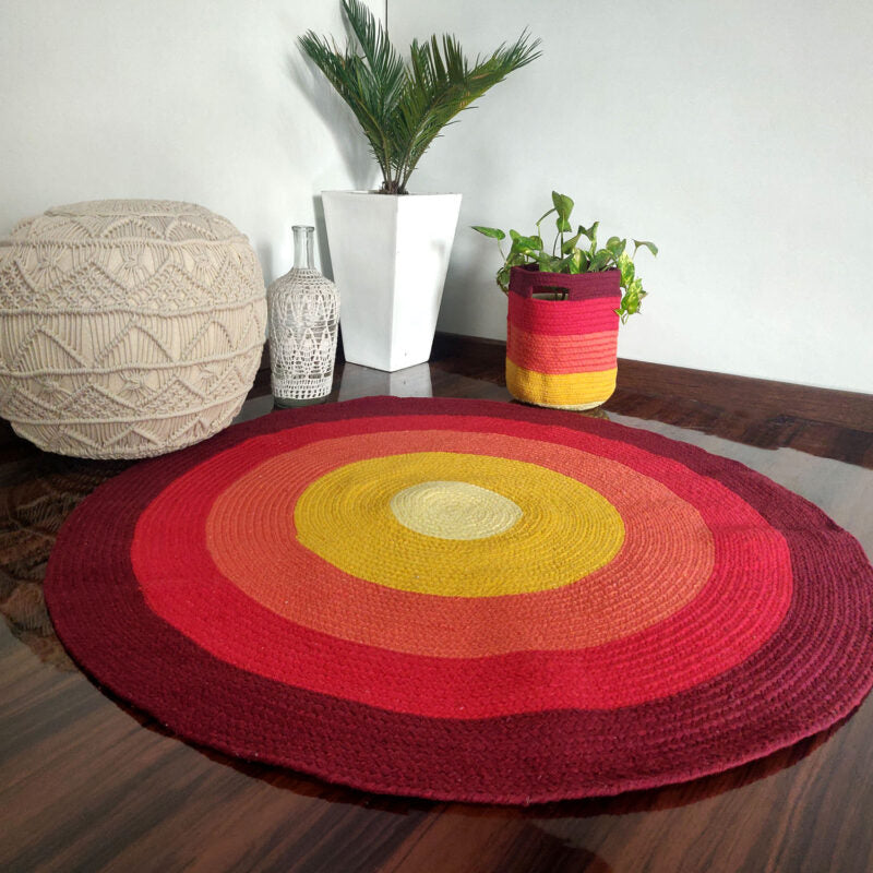 Avioni Cotton Braided Rising Sun Area Rug ; 120CMS (Diameter) round rug “Nature Collection” Specially designed for festive season, Handmade by Skilled Artisan, Cotton Rich Vibrant
