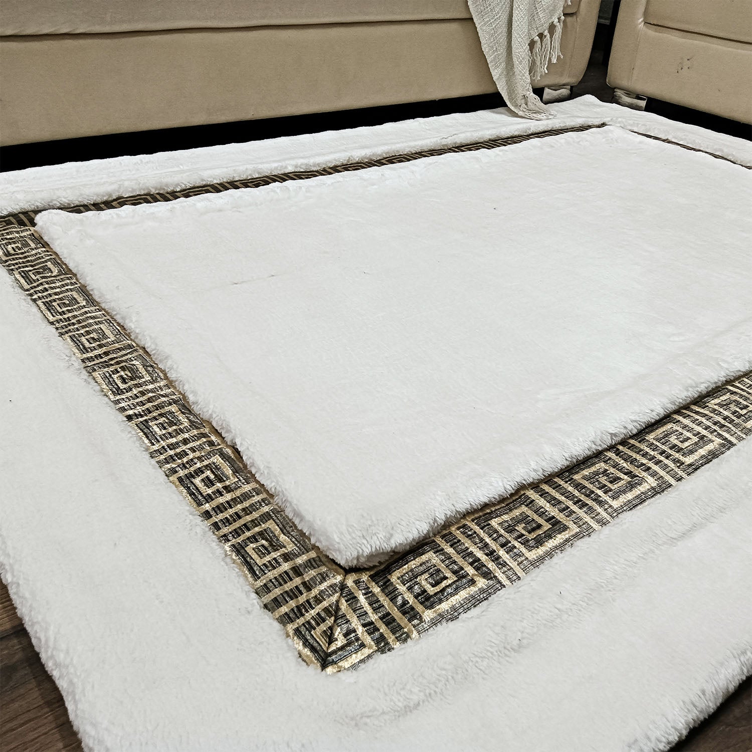 Avioni Divine Collection | Luxury Golden Touch With White/Cream Plain Soft And Plush Handmade Living Room Rugs | Different Sizes | Carpet for Living Room