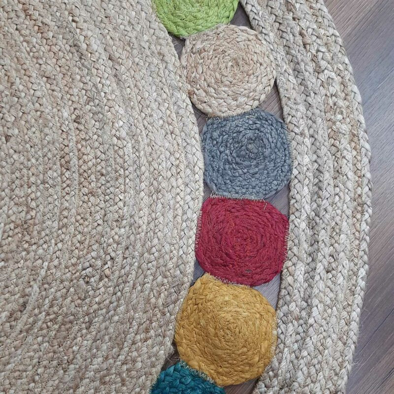 Jute Carpet – Braided Area Rugs – Circular Rug with Contemporary Colored Pattern over Natural Handmade unbleached Centre – 150 cm Diameter – Avioni