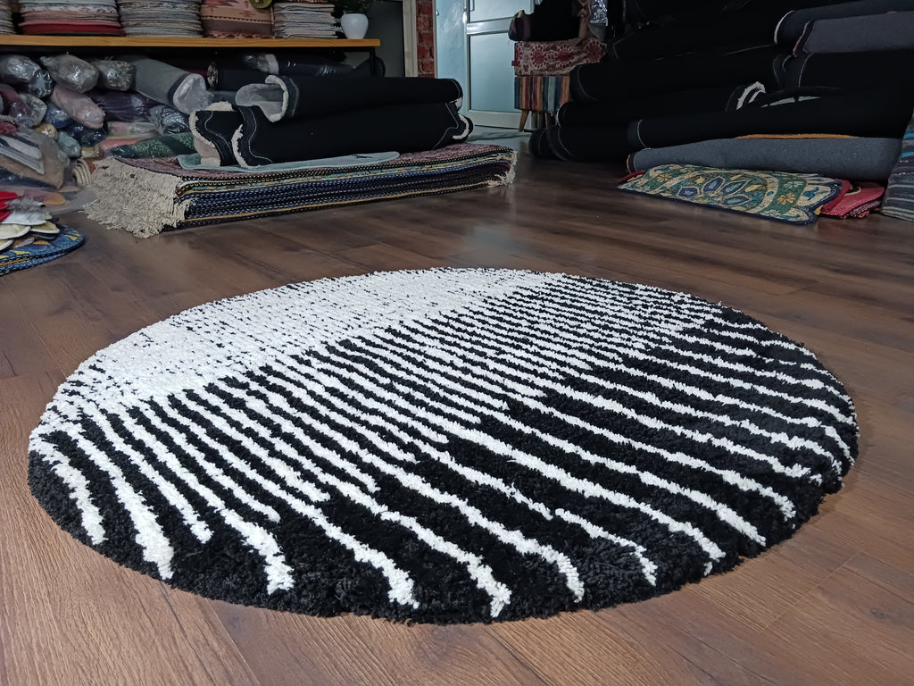 Avioni Home Atlas Collection - Moroccan Style Microfiber Round Carpet In White & Black| Soft, Non-Slip, Easy to Clean