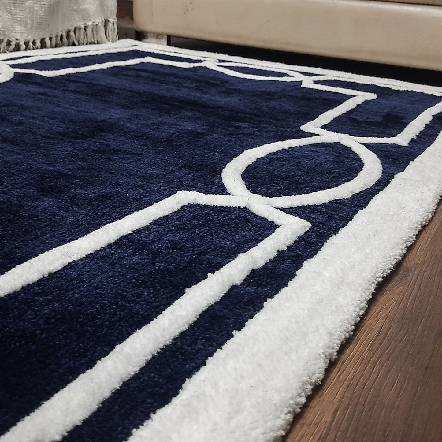 Avioni Luxury Collection- Plush Luxury Blue and White Tone Carpet with 3d Traditional Design -Different Sizes Shaggy Fluffy Rugs and Carpet for Living Room