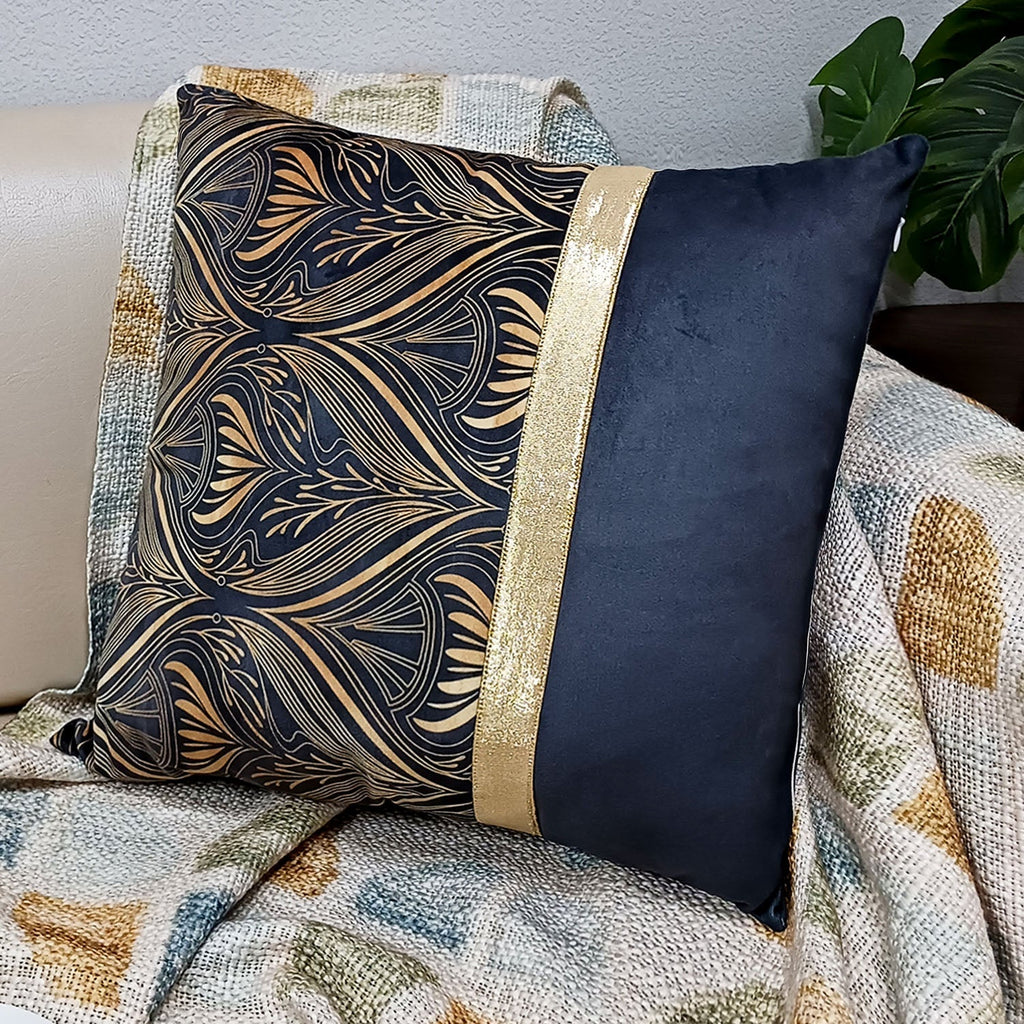 Copy of Cushion Covers Super Soft – Beautiful Golden Touch Black Modern Design  – 40cm x 40cm (~16″ x 16″)