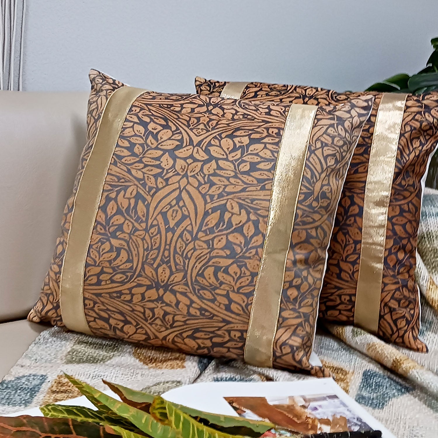 Cushion Covers Super Soft – Beautiful Golden Touch Brown Leaves Design  – 40cm x 40cm (~16″ x 16″)