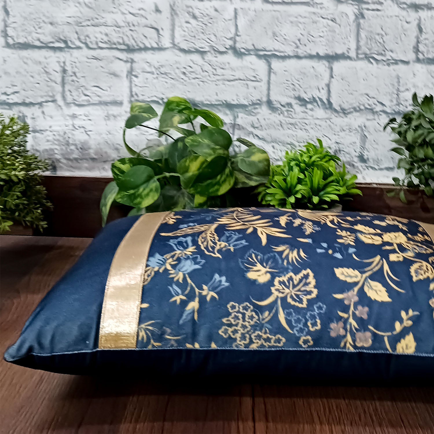 Cushion Covers Super Soft – Beautiful Golden Touch Navy Blue Floral  – 30cm x 50cm (~12″ x 20″)
