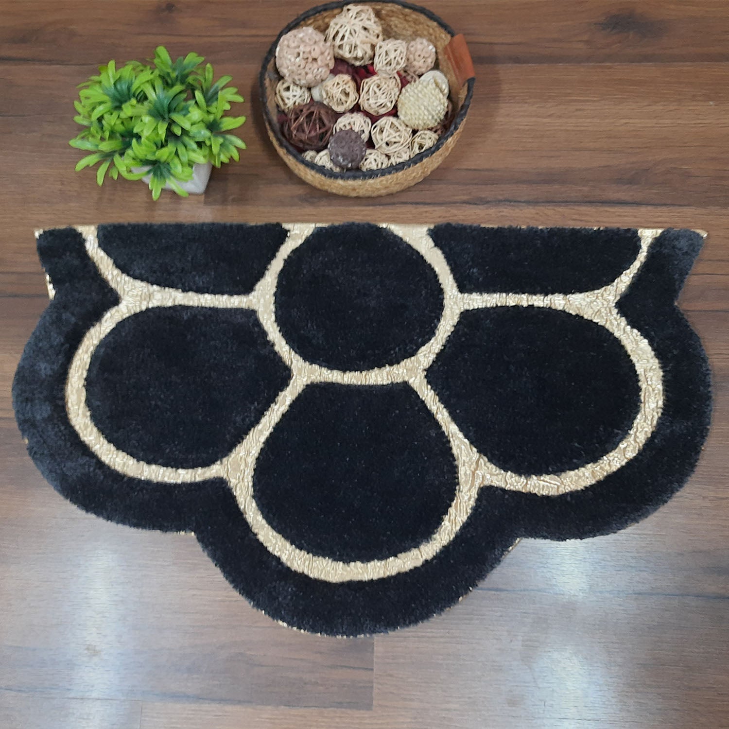 Avioni Divine Collection | Luxury Golden/Silver Touch Tufted Rug In Beautiful Flower Soft And Plush Handmade Door Mats | Pooja Mats | BathMats -45 cms x 75 cms