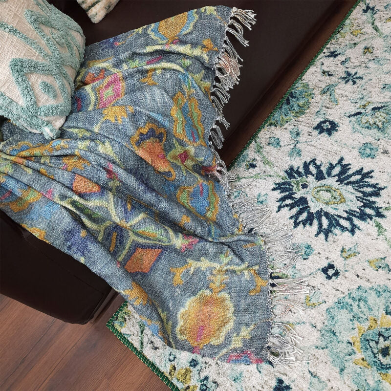 Avioni’s Faux Silk Rug for a Luxurious and Elegant Living Room | Calming Green Collection