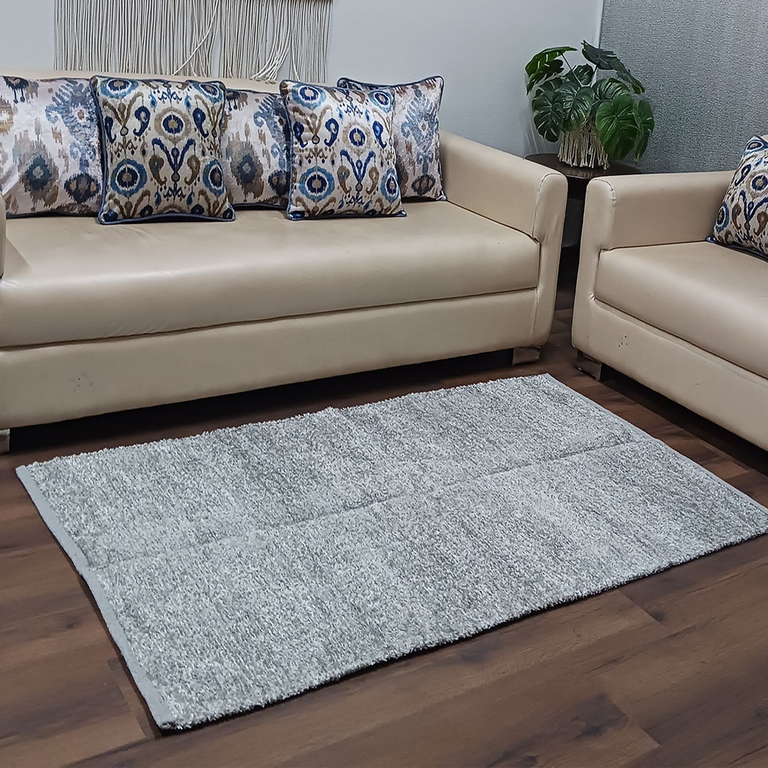 Avioni Handloom Rugs by Master Artisans | Soft Touch | Home Washable | Grey Silver | Reversible