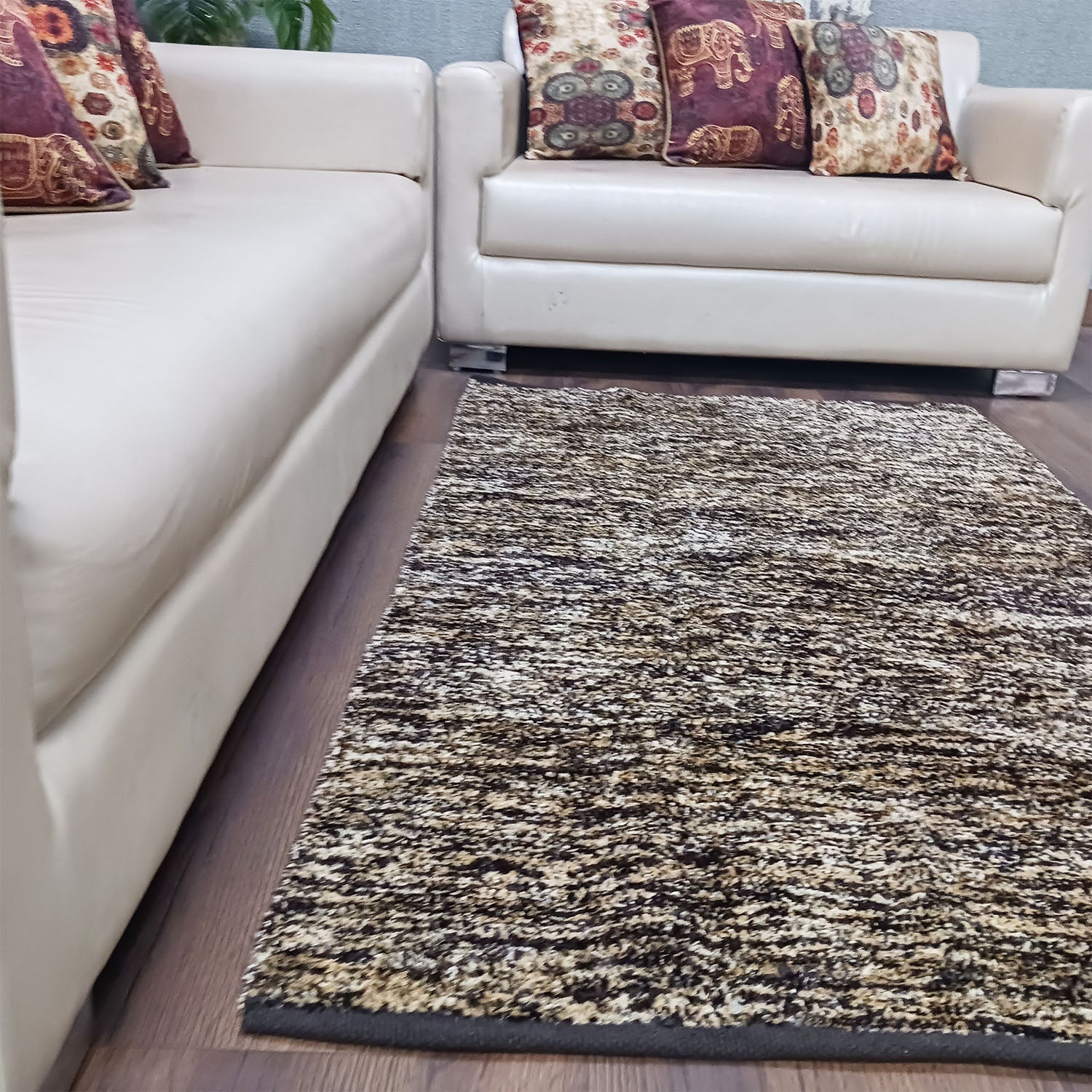 Avioni Handloom Rugs | Master Artisans Work | Feather like Luxurious Silk Soft Touch | Home Washable | Brown White Design | Reversible-90cm x 150cm (~3Feet x 5Feet)