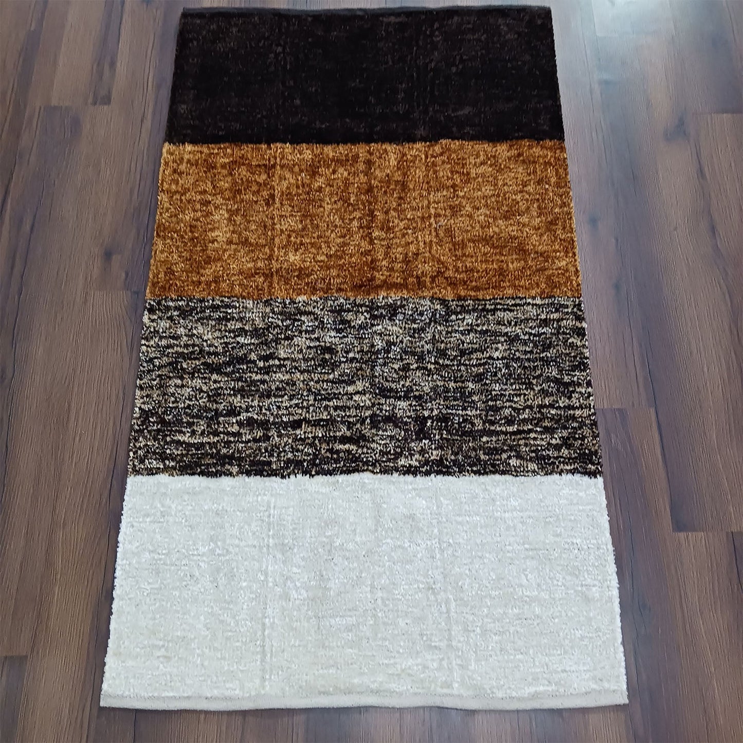 Avioni Handloom Rugs | Master Artisans Work | Feather like Luxurious Silk Soft Touch | Home Washable | Brown Gradient Design | Reversible