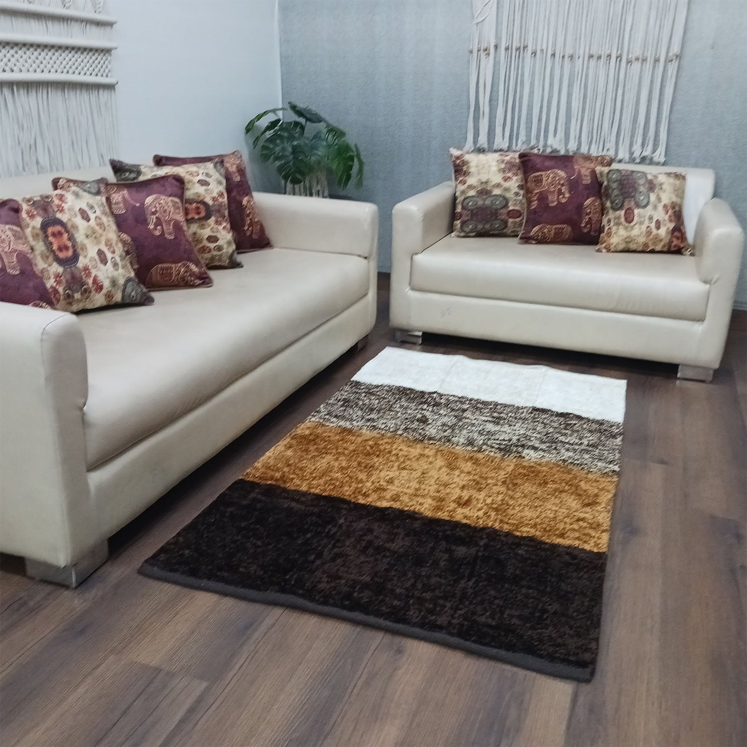 Avioni Handloom Rugs | Master Artisans Work | Feather like Luxurious Silk Soft Touch | Home Washable | Brown Gradient Design | Reversible-90cm x 150cm (~3Feet x 5Feet)