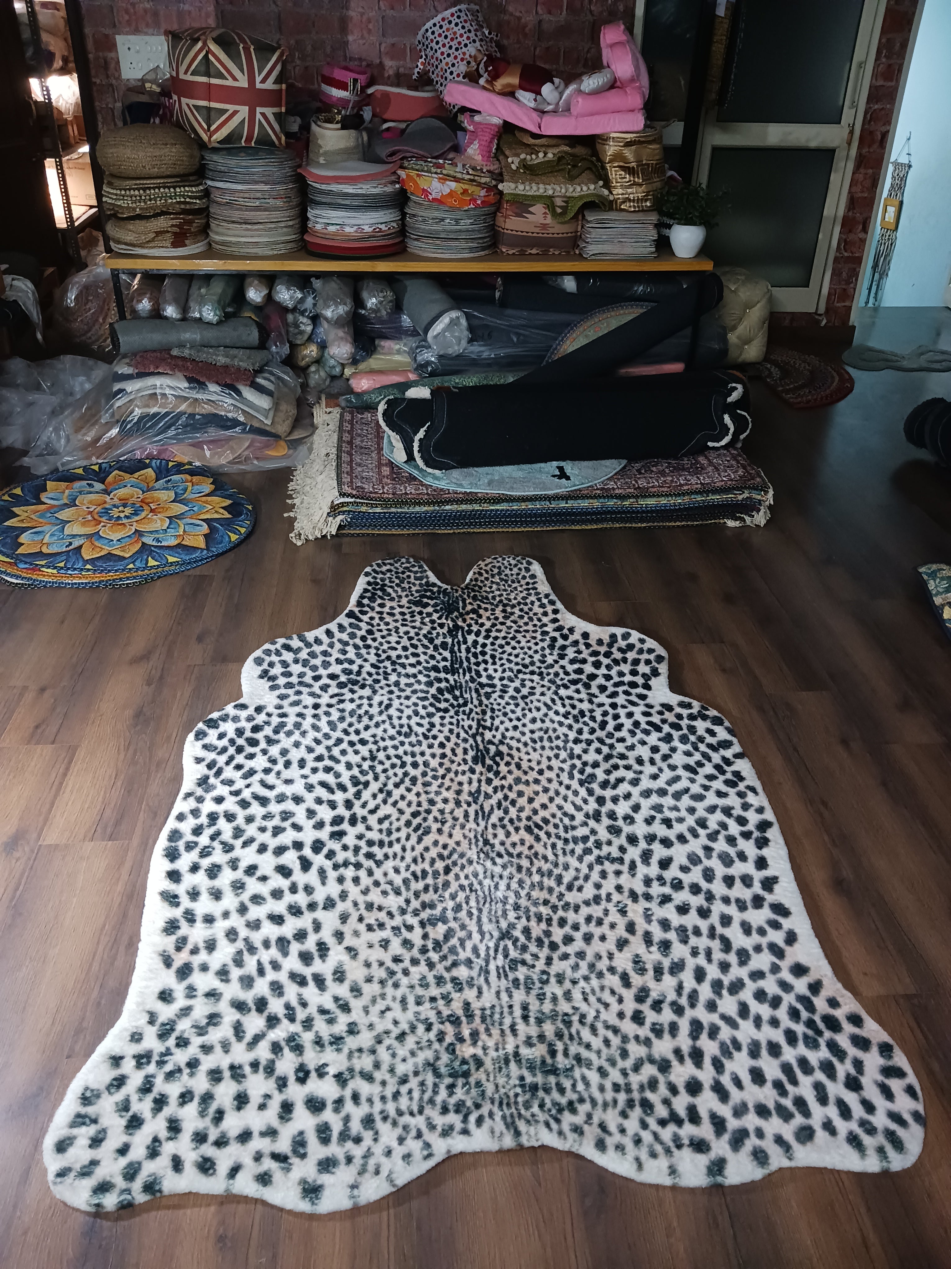 Avioni Home Faux Fur Exotic Animal Area Rug | Snow Leopard Print-150cm x 200cm