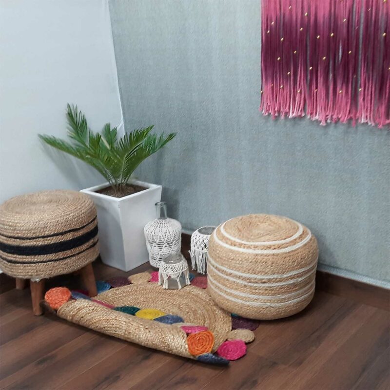 Jute Carpet – Braided Area Rugs – Circular Rug with Contemporary Colored Pattern over Natural Handmade unbleached Centre – 110 cm Diameter – Avioni