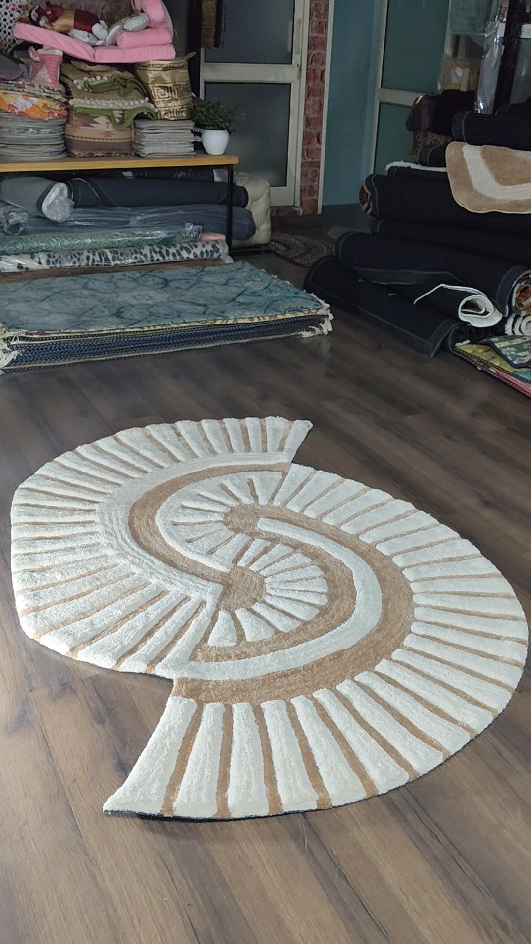 The Elevate Collection from Loomkart | The Seabreeze Shell | Luxury Statement Carpets