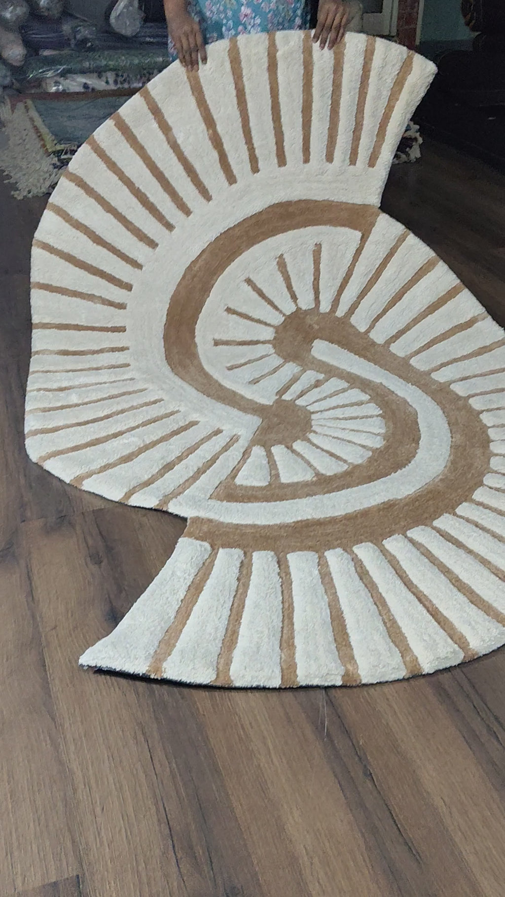 The Elevate Collection from Loomkart | The Seabreeze Shell | Luxury Statement Carpets