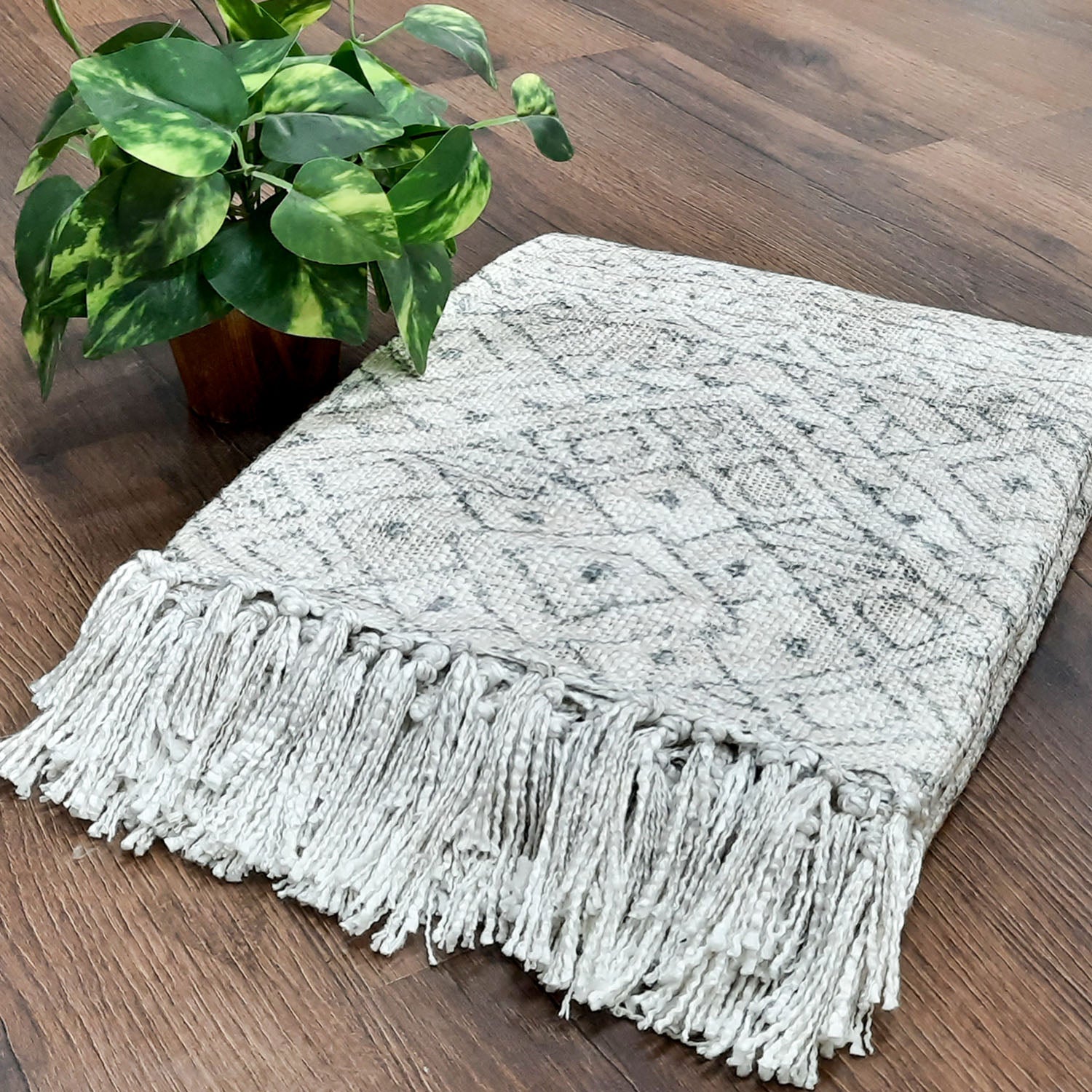 Avioni Beautiful Soft Sofa Throw | Light Coral & Yellow Double Side Design | Virgin Premium Polyester Slub Handloom Sofa Throw