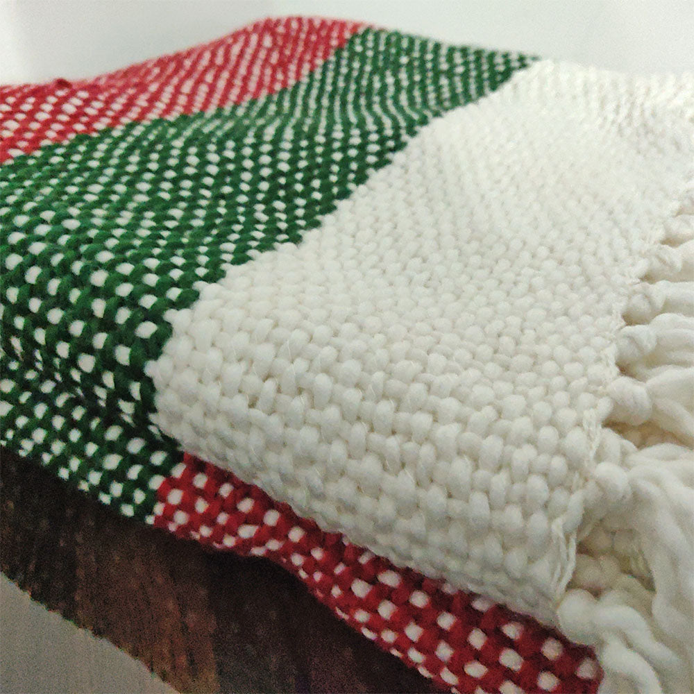 Avioni Sofa Throws/Blankets Super Soft Acrylic Handloom Weaved Red Green (Aura Collection)-127×152 cm (50 x 60 Inch)