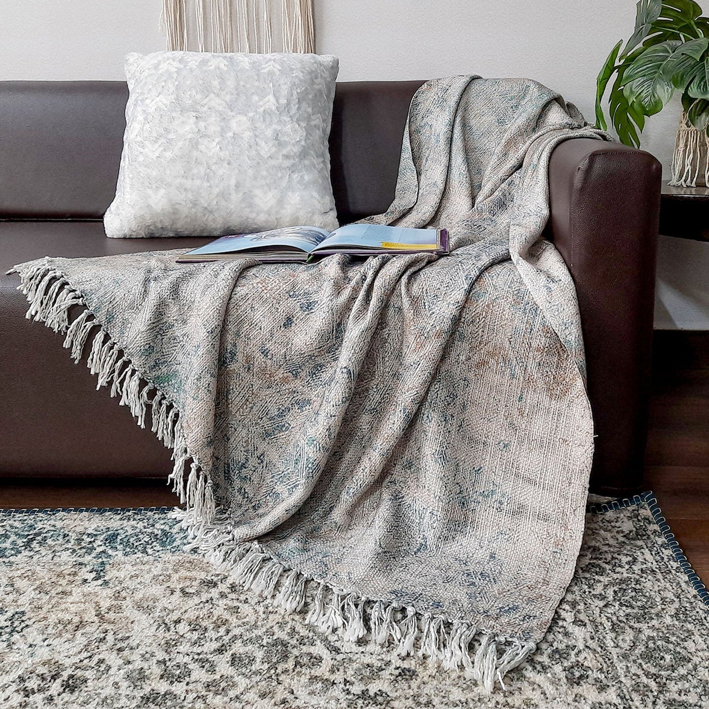 Avioni Beautiful Soft Sofa Throw | Modern Design | Virgin Premium Polyester Slub Handloom Sofa Throw