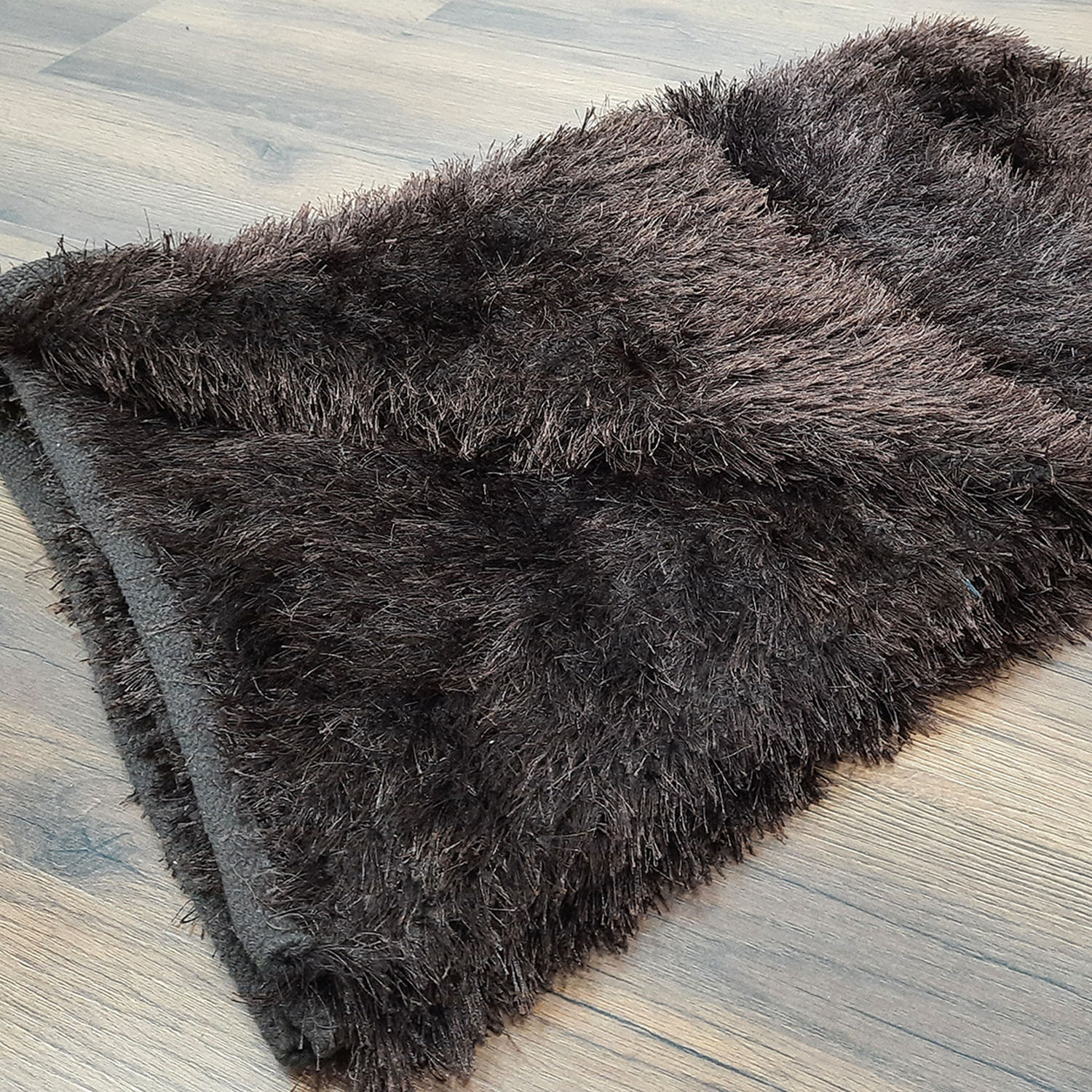 Avioni Handloom Durry For Living Room In Flurry Yarn Fur Material- Reversible for double side usage- Light weight -No antislip backing