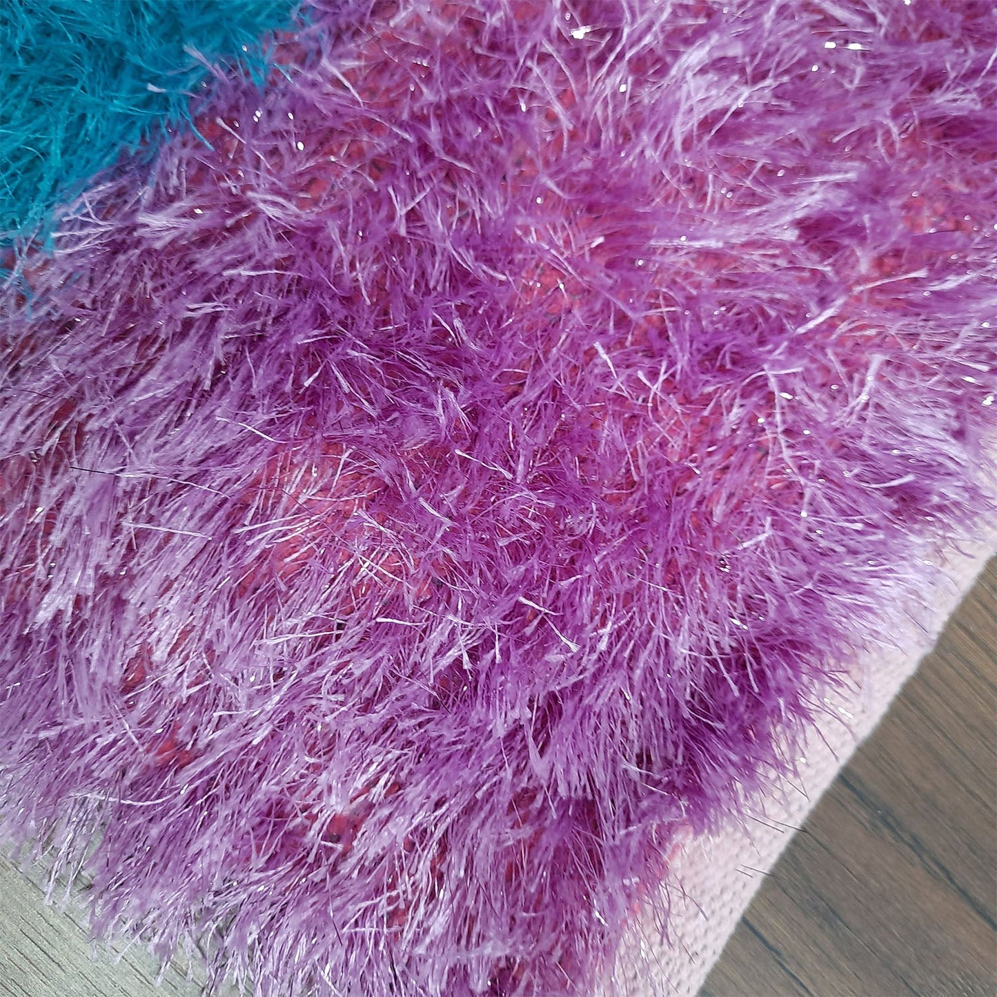 Avioni Handloom Flurry Yarn Fur Durry For Living Room In Fur Reversible -90cm x 150cm (~3×5 Feet)