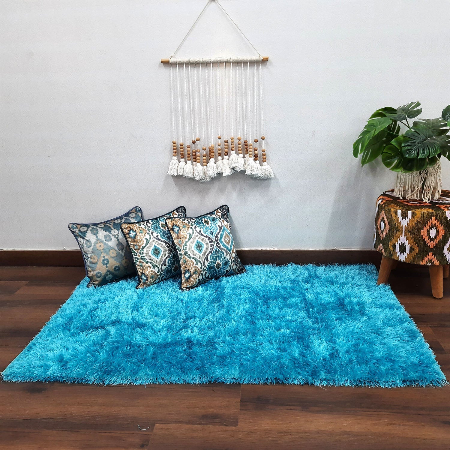 Avioni Handloom Flurry Yarn Fur Durry For Living Room In Fur Reversible Aqua- 150cm x 210cm (~5 feet x 7 feet)