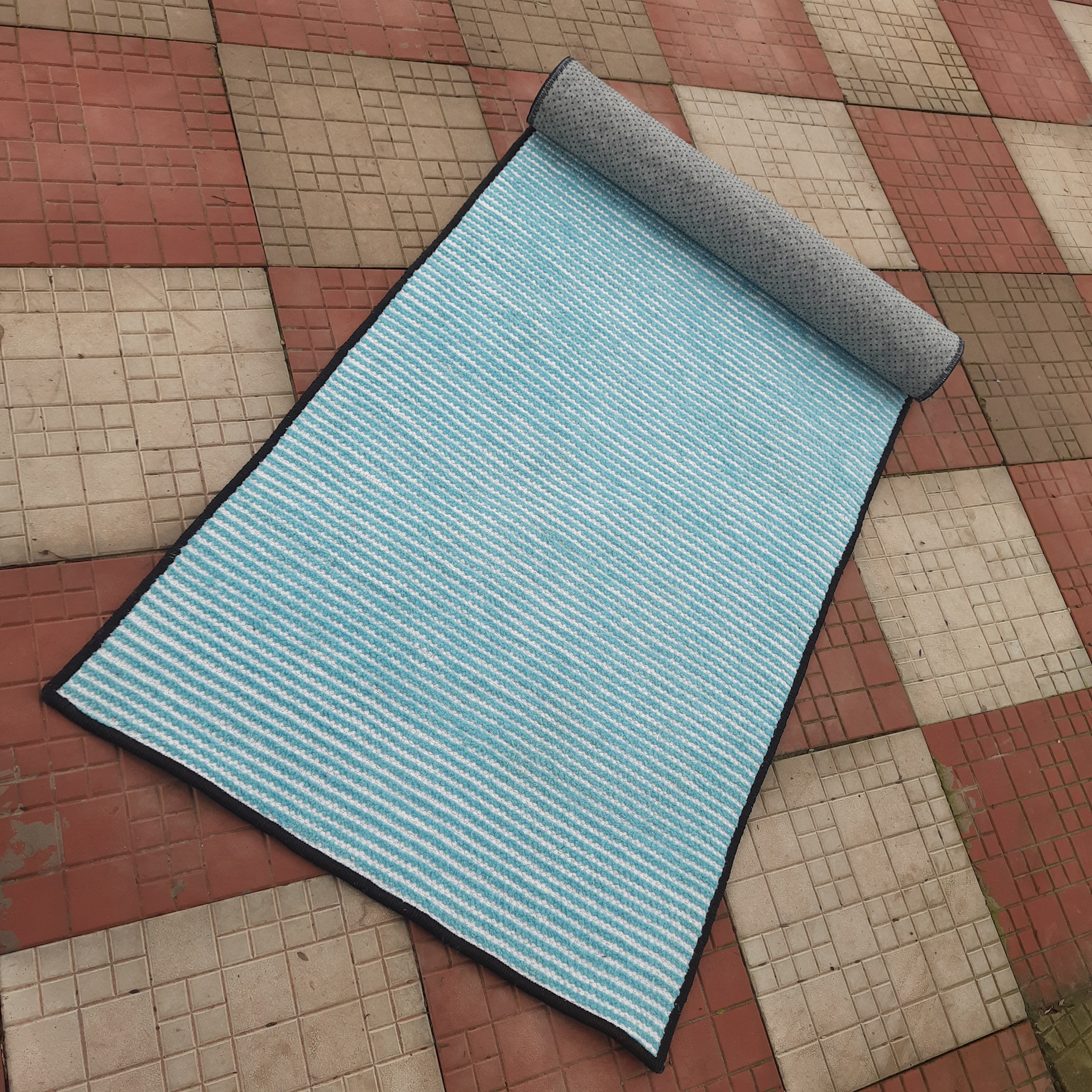 Avioni Luxury Soft Premium Chenille Stripe -Aqua Blue & White- Yoga Mat 60cm x 180cm (~2×5.5 Feet)