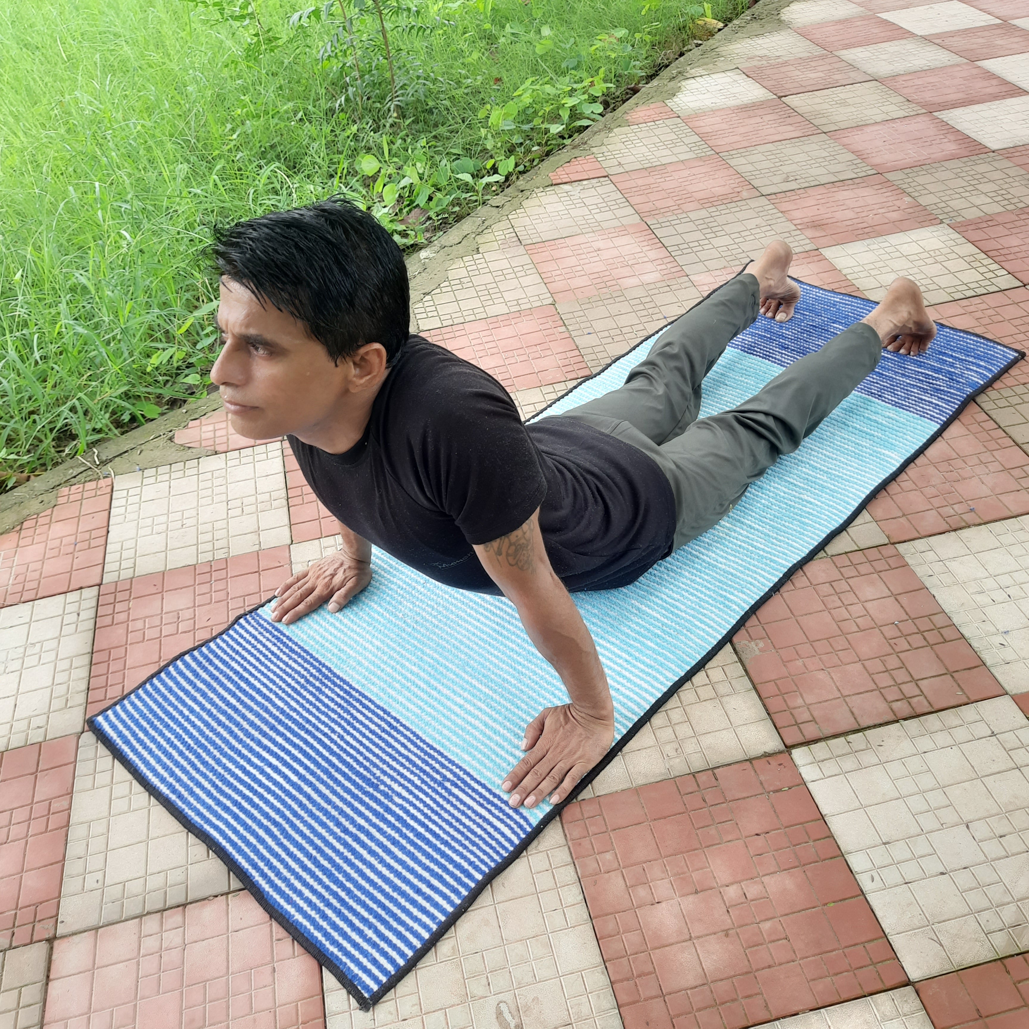 Avioni Luxury Soft Premium Chenille Stripe -Multi Color- Yoga Mat 60cm x 180cm (~2×5.5 Feet)