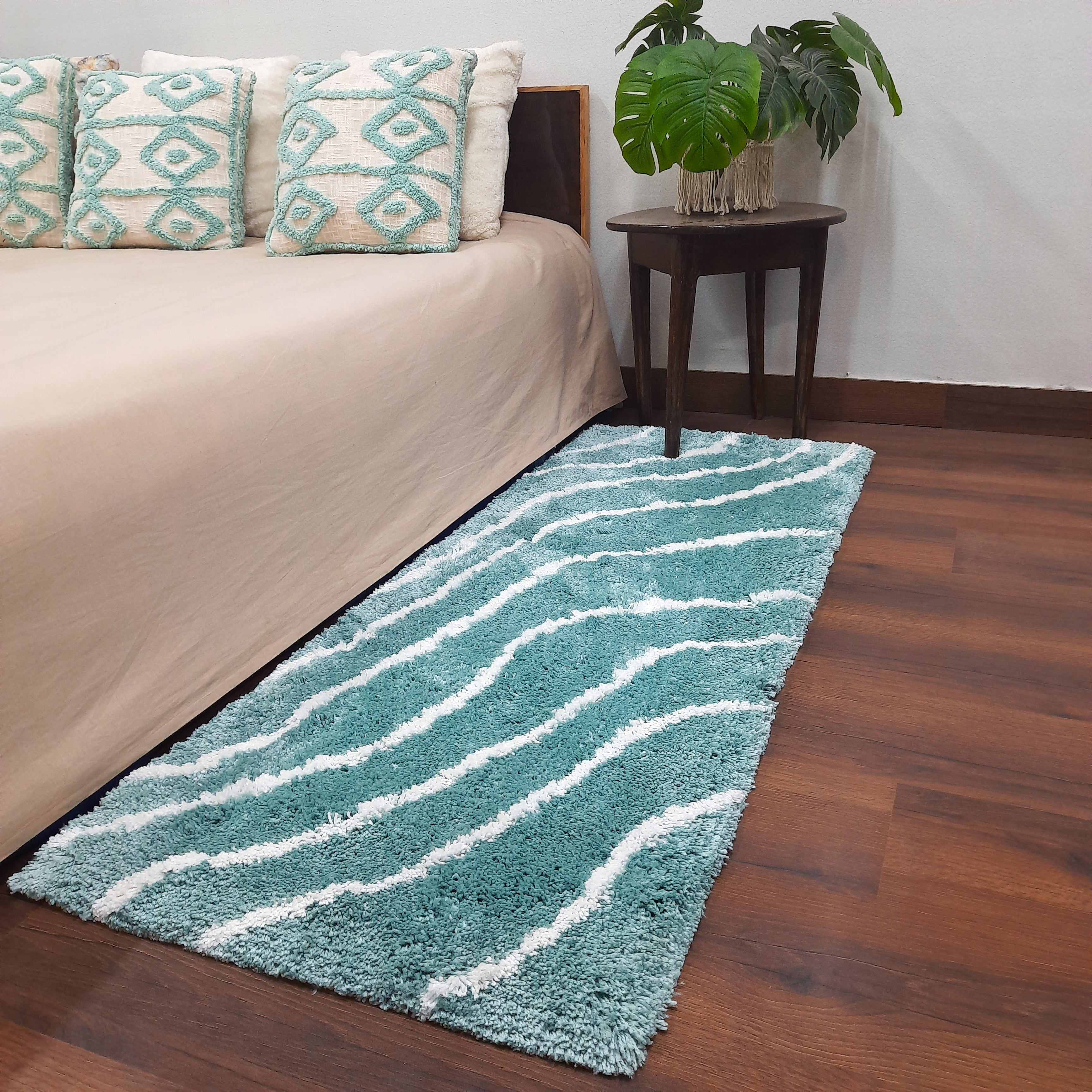 Handloom Shaggy Aqua Carpet With White Wave Design /Bedside Runners by Avioni Home