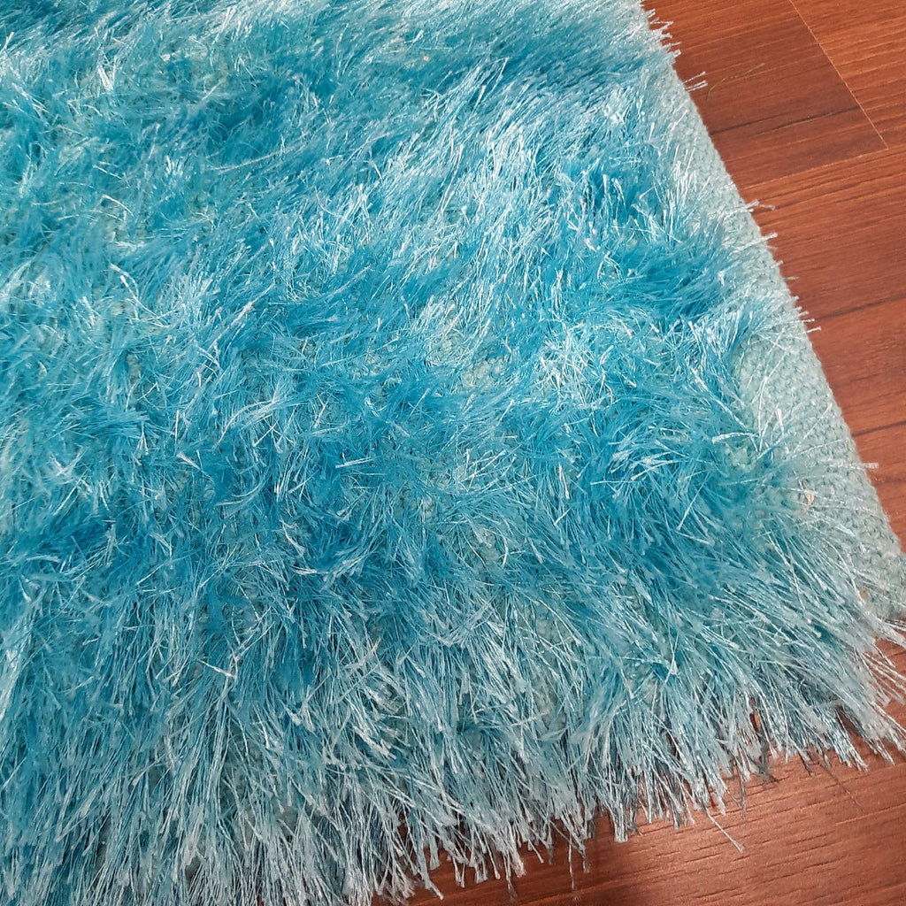 Avioni Handloom Flurry Yarn Fur Durry For Living Room In Fur Reversible Aqua- 150cm x 210cm (~5 feet x 7 feet)