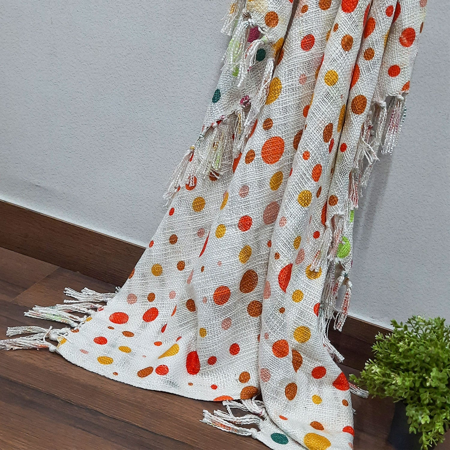 Avioni Polka Dot Reversible Soft Sofa Throw | Modern Design | Virgin Premium Polyester Slub Handloom Sofa Throw