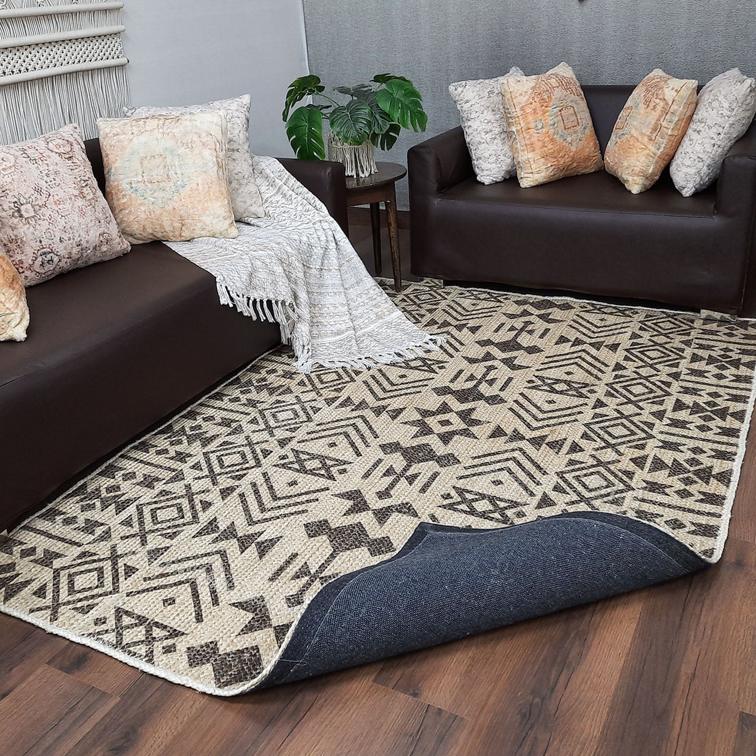 Avioni Home Kilim-Inspired Jute Carpet for Living Room