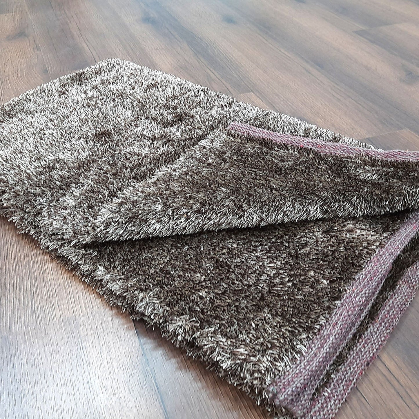 Flurry Yarn Fur Dhurrie For Living Room|Brown With White Shade|By Avioni| 90cm x 150cm (~3×5 Feet)